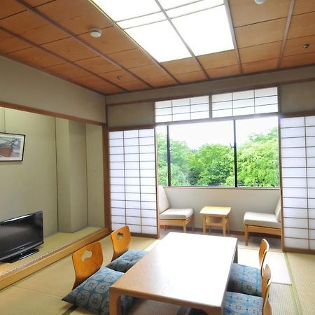 Gosho Nishi Kyoto Heian Hotel Exterior photo