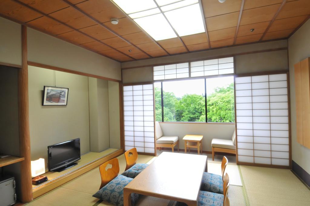 Gosho Nishi Kyoto Heian Hotel Exterior photo