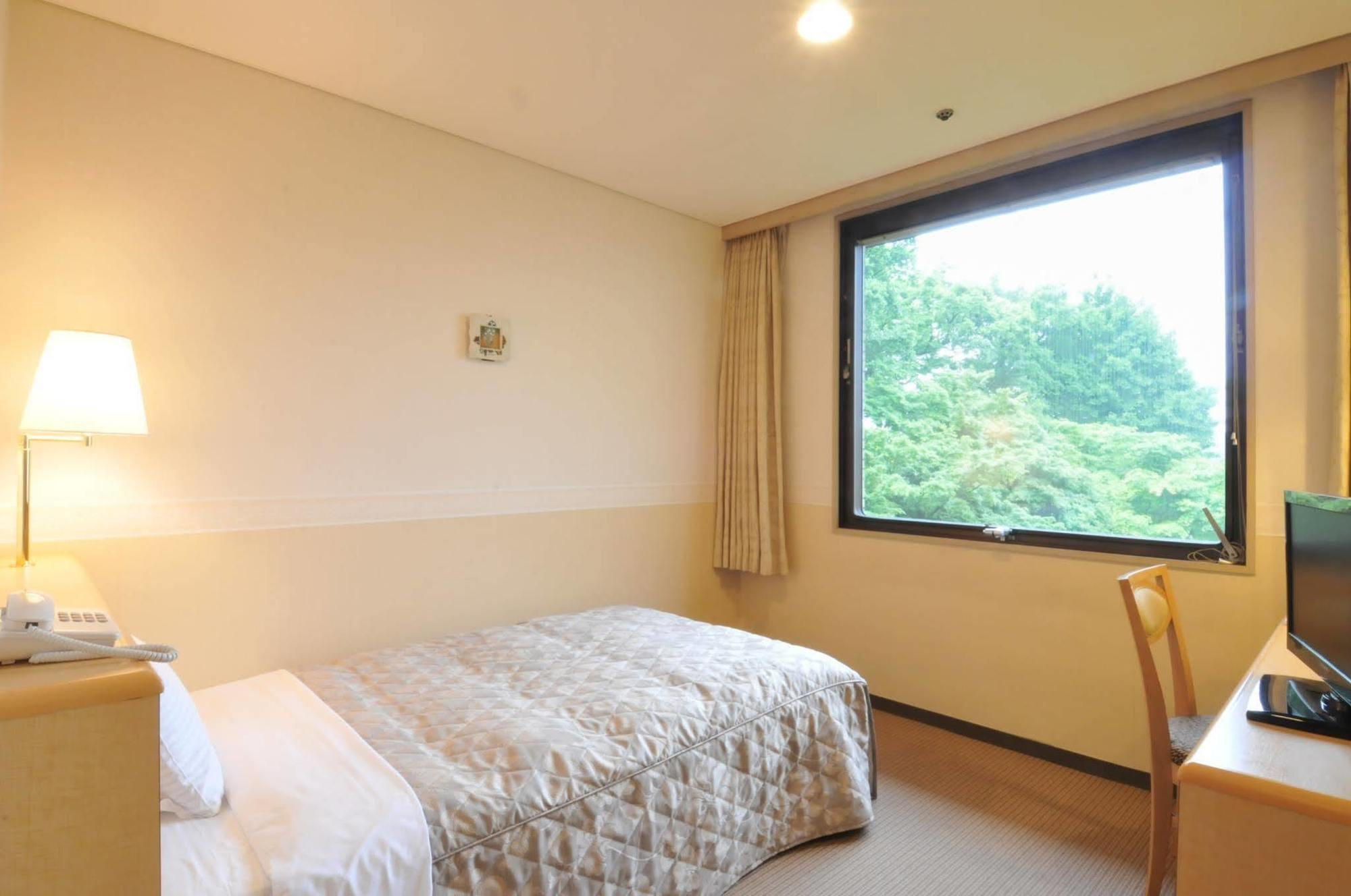 Gosho Nishi Kyoto Heian Hotel Exterior photo